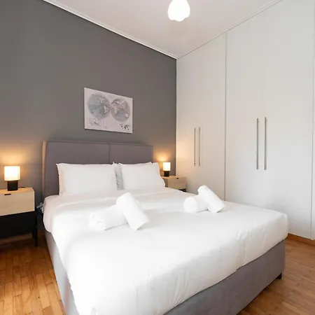 Apartment Contemporary Chic In The Heart Of Athens